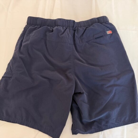 Two (2) pair of North Face lined shorts - Picture 5 of 11